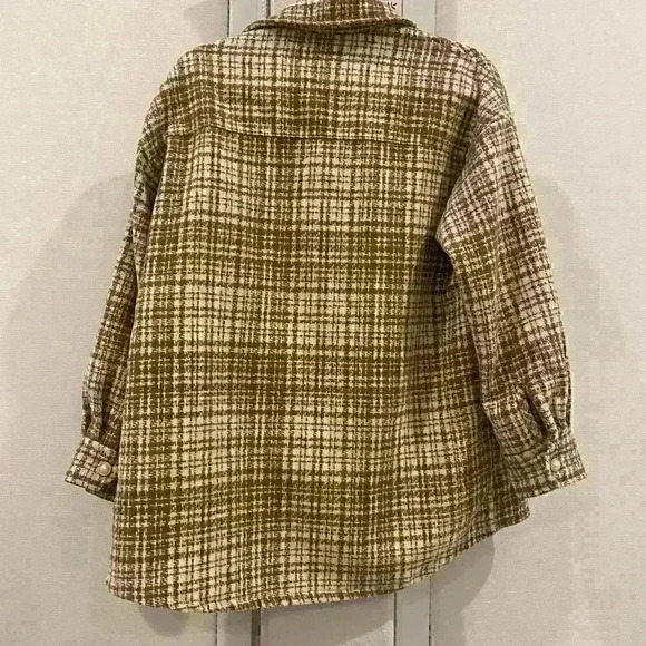 FOREVER 21 Faux Pearl Buttoned Tweed Shacket Sz S in EUC worn once no flaws - Picture 7 of 9
